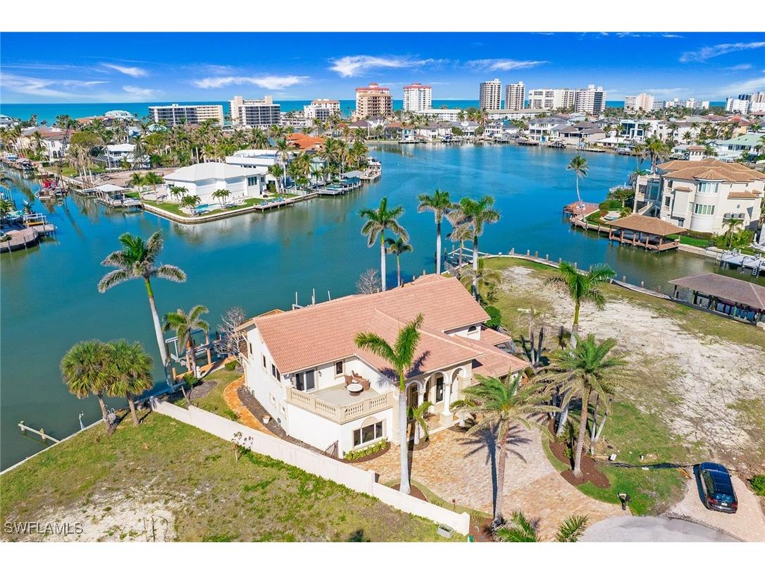 342 Germain Avenue Naples FL 34108 225016729 image5