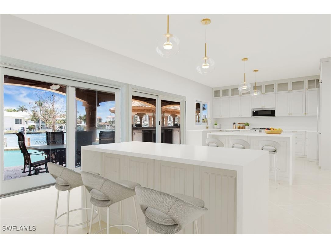 342 Germain Avenue Naples FL 34108 225016729 image8