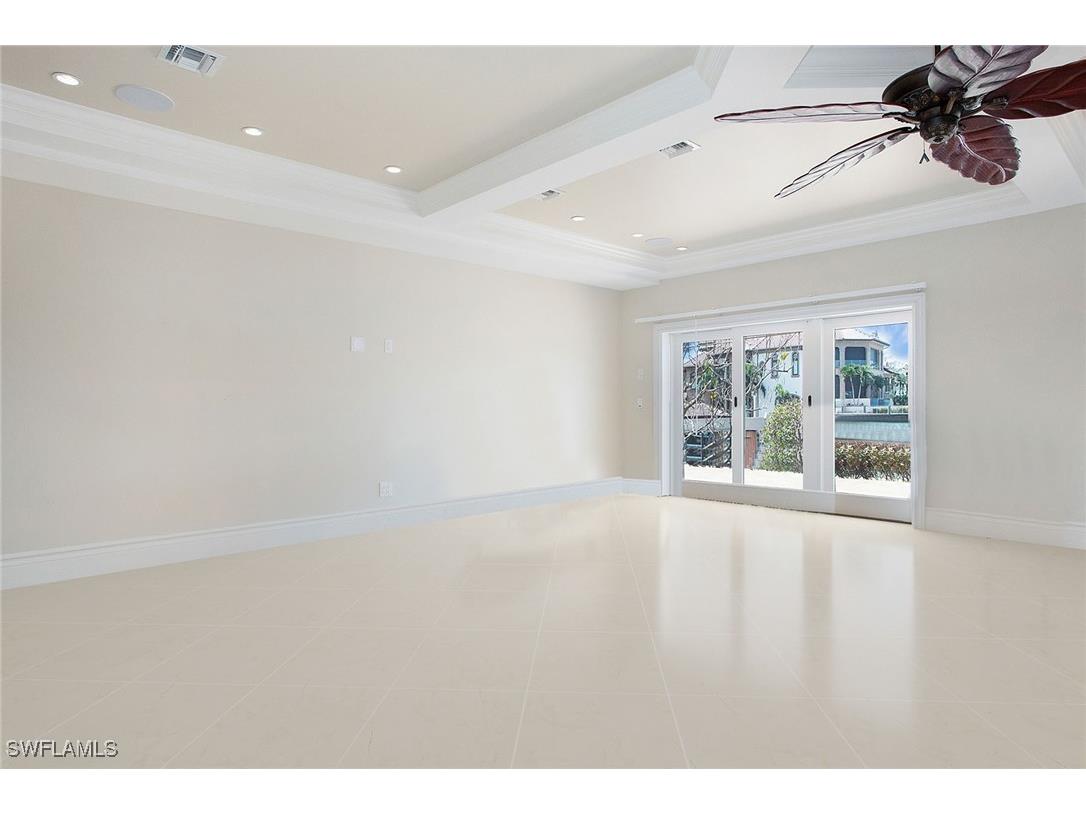 342 Germain Avenue Naples FL 34108 225016729 image9