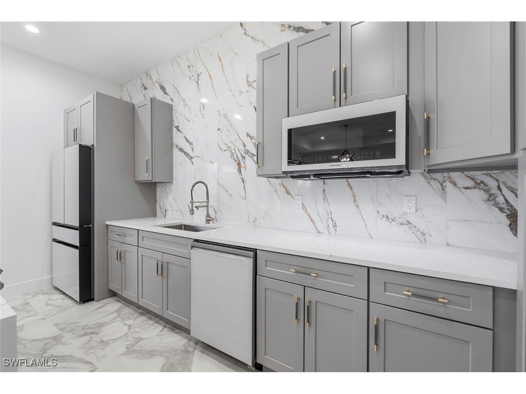 3421 16th Avenue NE Naples FL 34120 224084671 image14