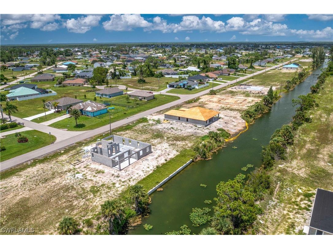 3425 NE 14th Place Cape Coral FL 33909 223059286 image2