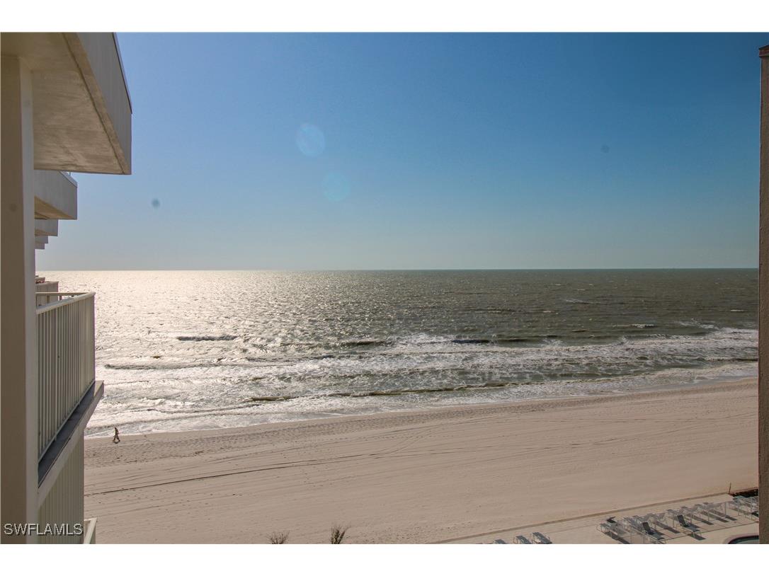 3443 Gulf Shore Boulevard N #213 Naples FL 34103 225040008 image1