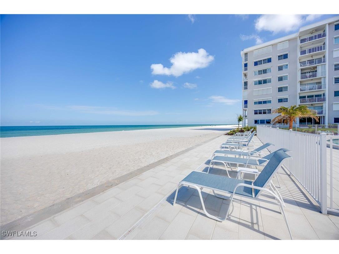 3443 Gulf Shore Boulevard N #808 Naples FL 34103 225045919 image41
