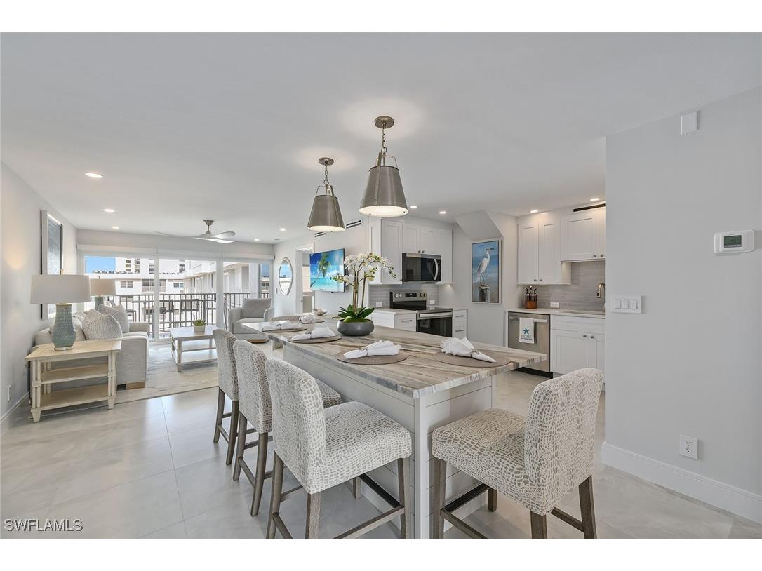 3443 Gulf Shore Boulevard N #813 Naples FL 34103 225041188 image6