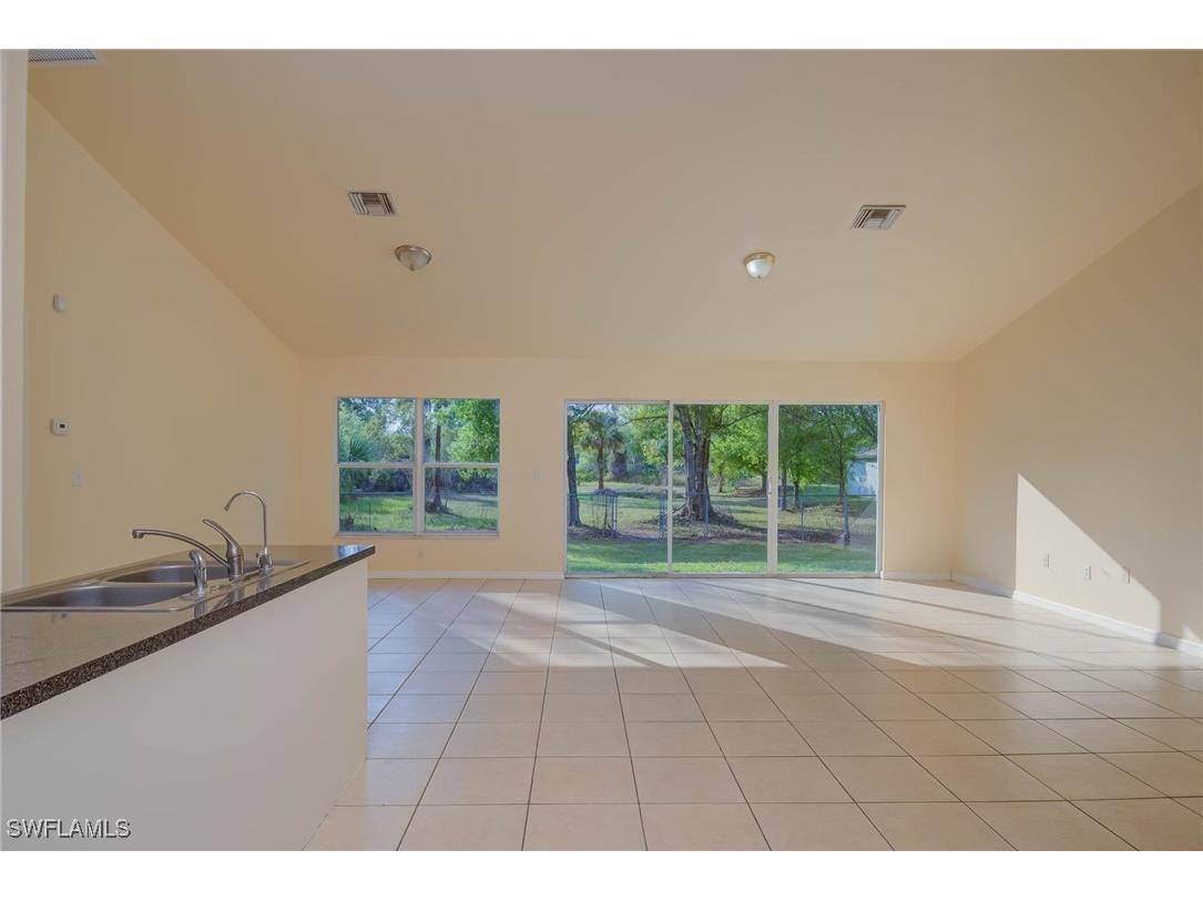 346 Columbus Boulevard S Lehigh Acres FL 33974 225014362 image2