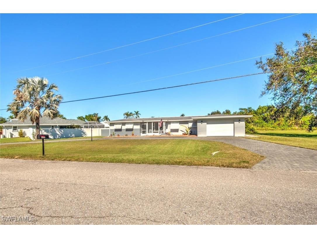 349 Coral Drive Fort Myers FL 33905 224094258 image5