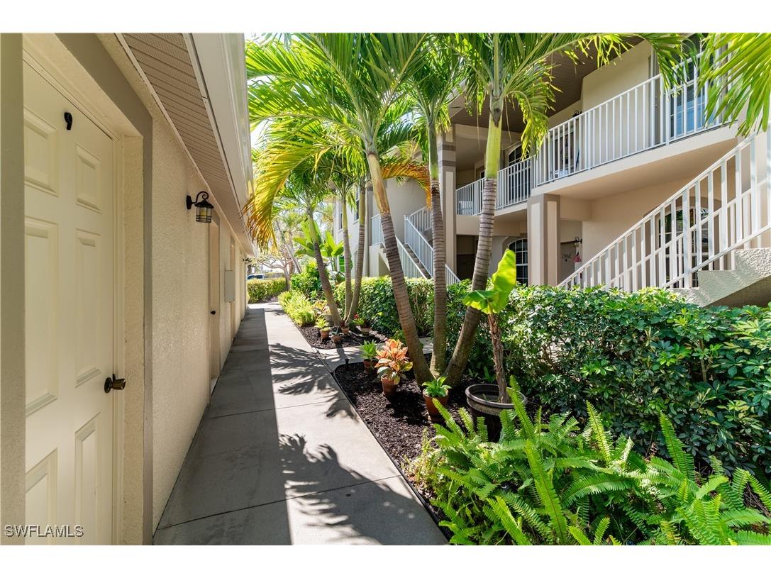 350 Newport Drive #1902 Naples FL 34114 225044591 image26