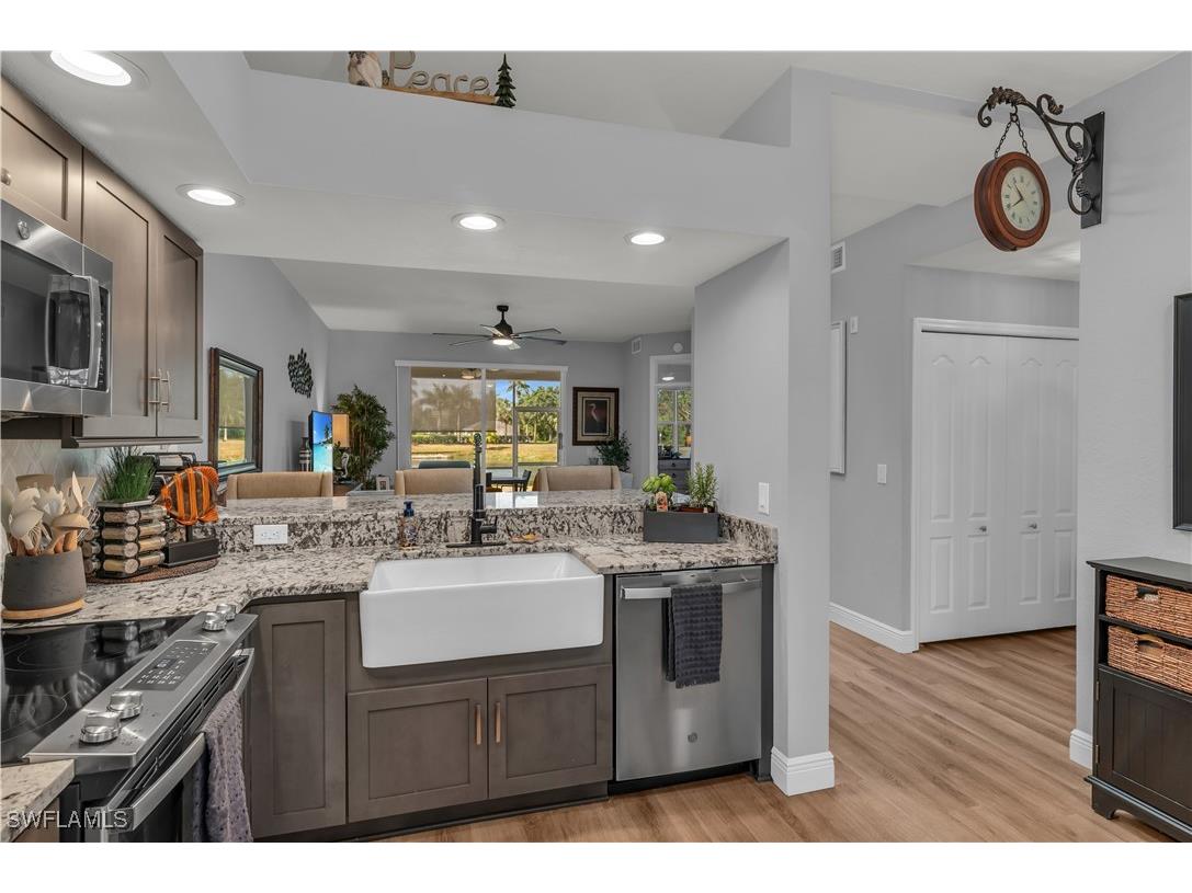 350 Newport Drive #1902 Naples FL 34114 225044591 image6