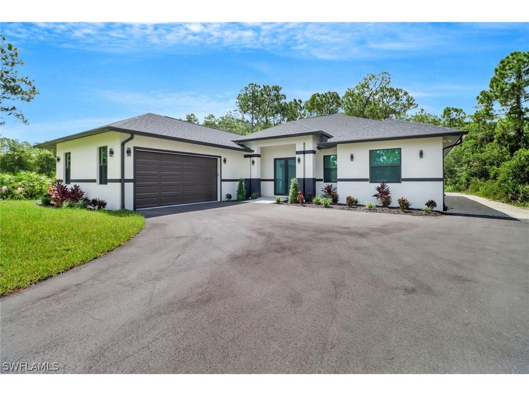 3520 27th Avenue NE Naples FL 34120 224060976 image2