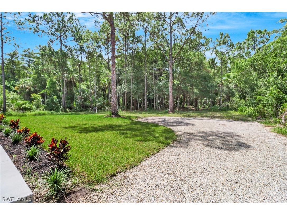 3520 27th Avenue NE Naples FL 34120 224060976 image4