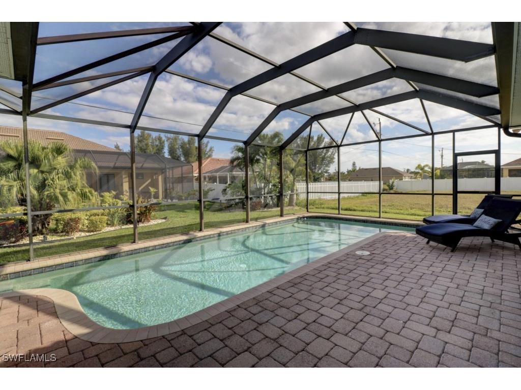3525 Surfside Boulevard Cape Coral FL 33914 225048006 image1