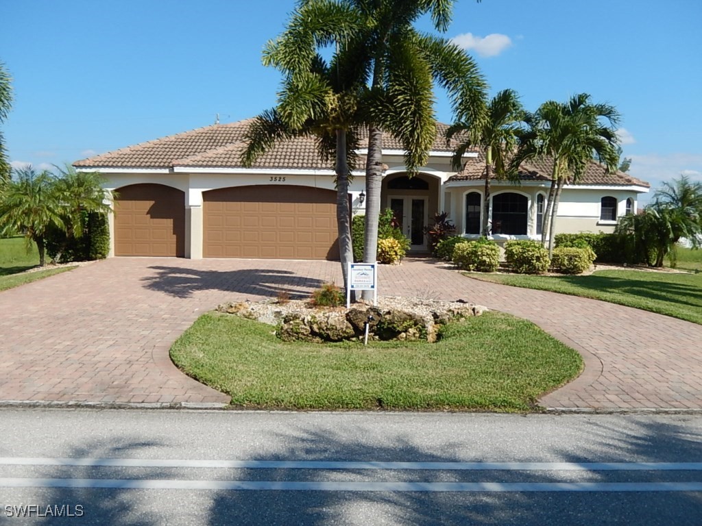 3525 Surfside Boulevard Cape Coral FL 33914 225048006 image2