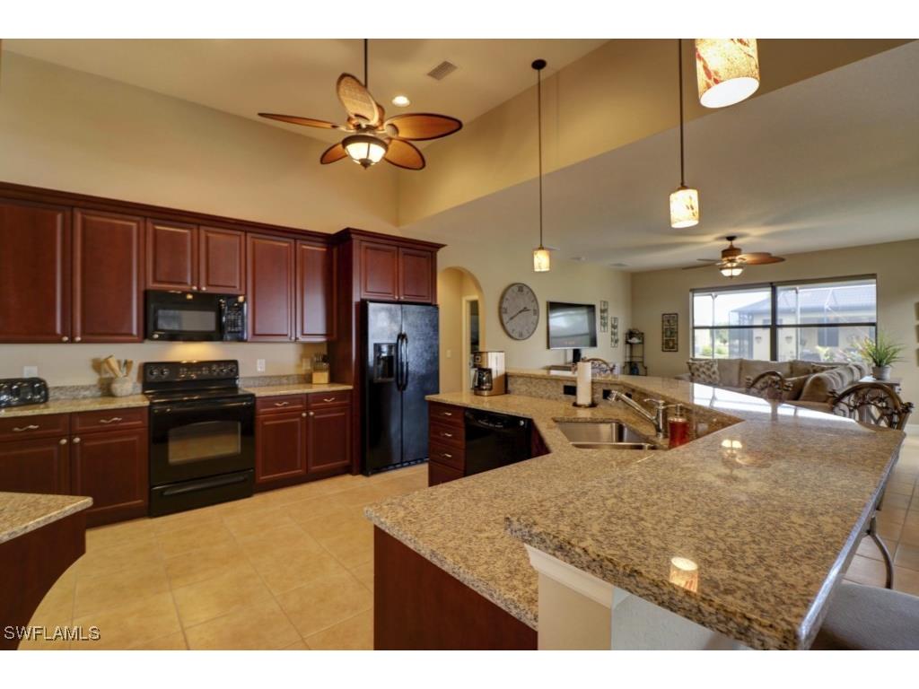 3525 Surfside Boulevard Cape Coral FL 33914 225048006 image4