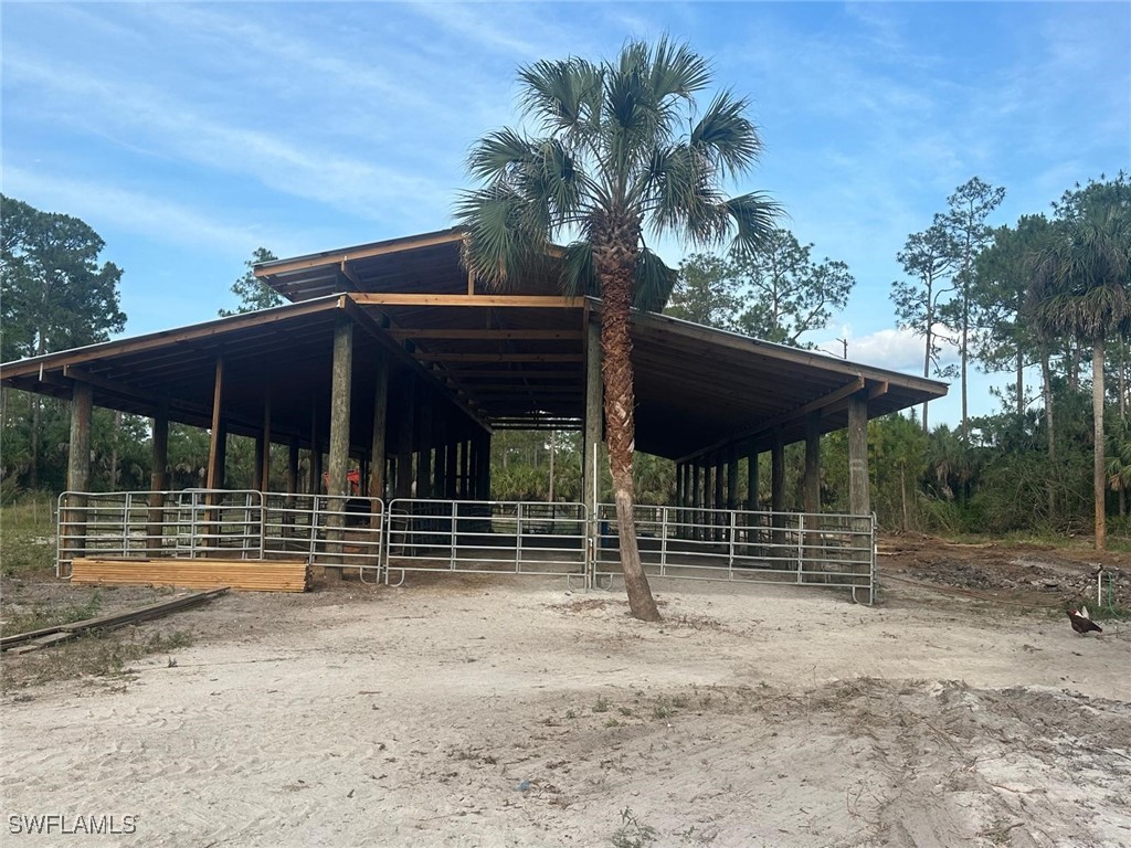 3550 Everglades Boulevard S Naples FL 34117 225049671 image1