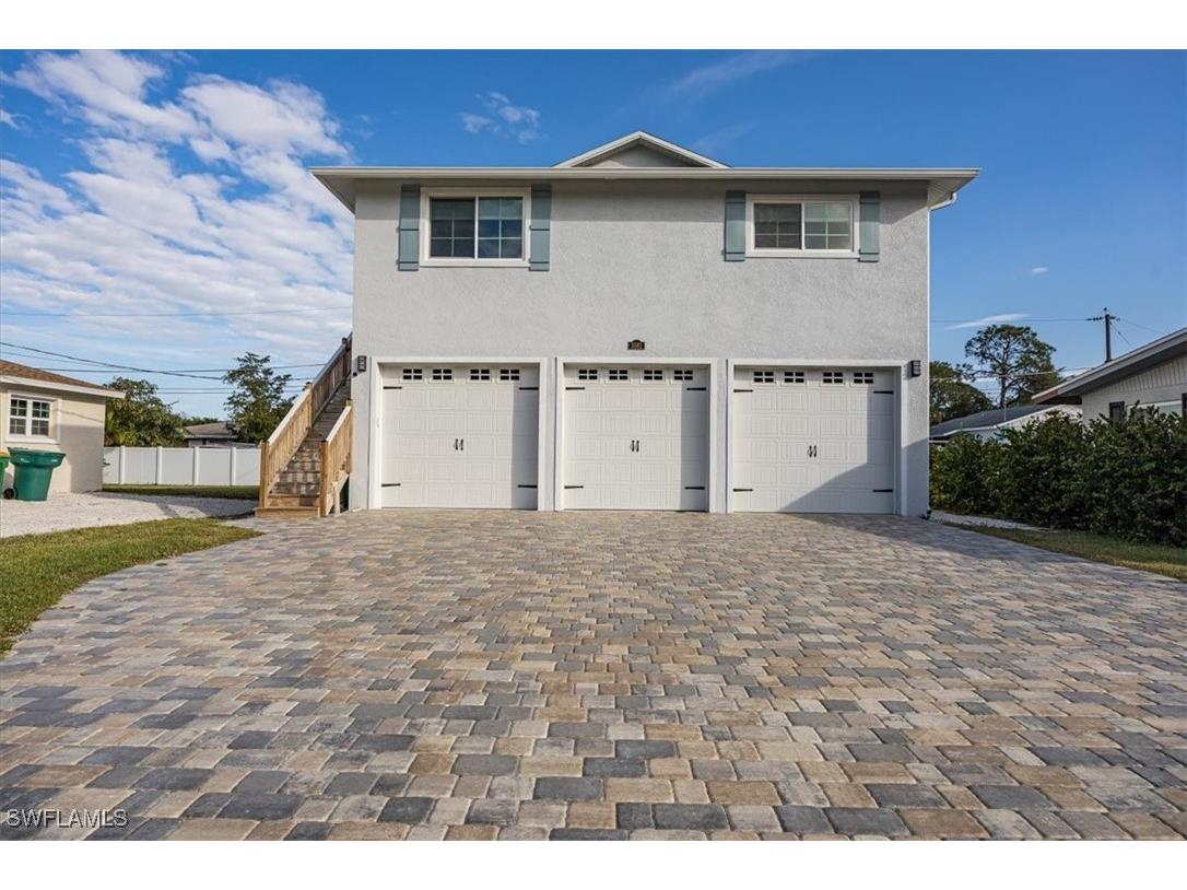 3561 Thomasson Drive Naples FL 34112 225020830 image1