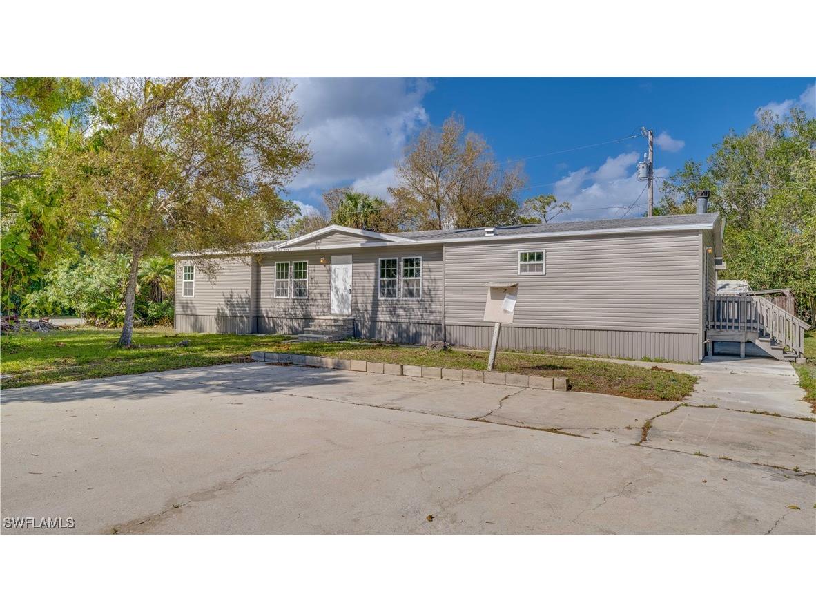 360 State Street North Fort Myers FL 33903 225020341 image2