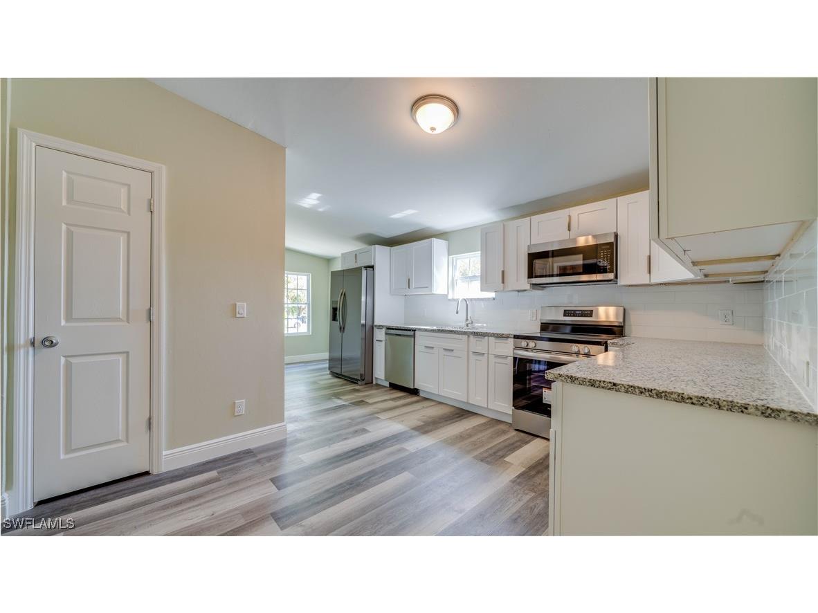 360 State Street North Fort Myers FL 33903 225037674 image2