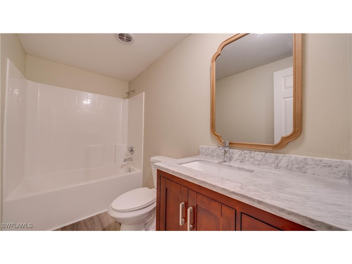 360 State Street North Fort Myers FL 33903 225037674 image8