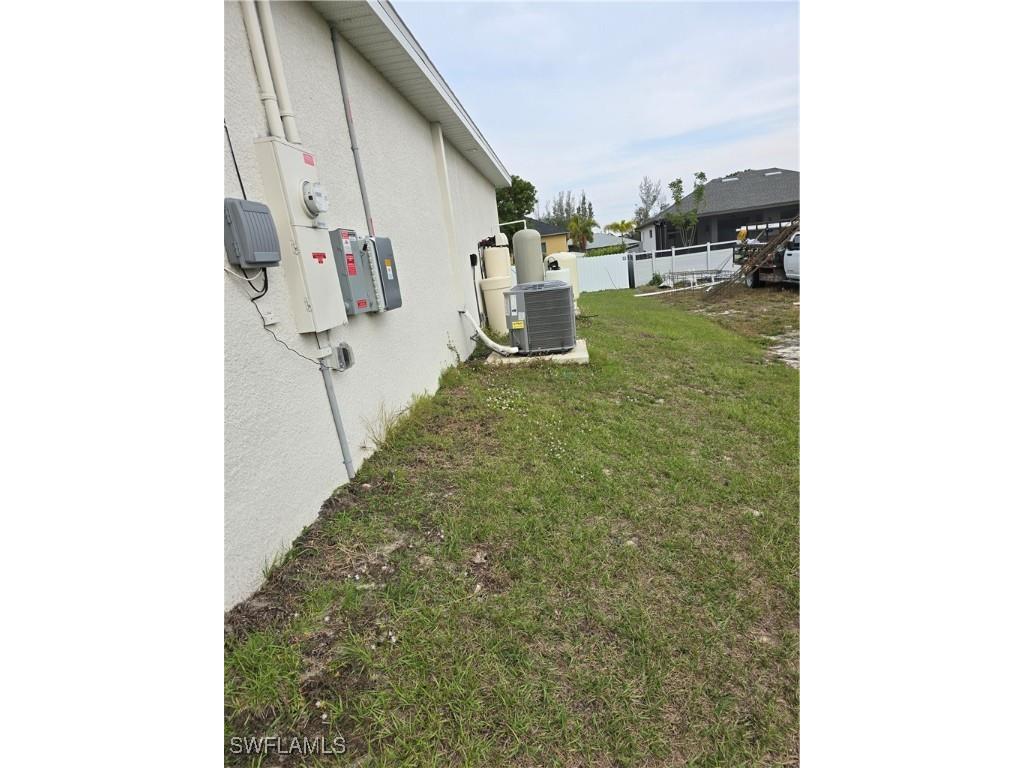 3615 NE 12th Court Cape Coral FL 33909 225014436 image5