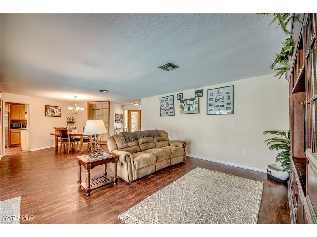 3651 Putter Point Lane Fort Myers FL 33919 224077711 image7