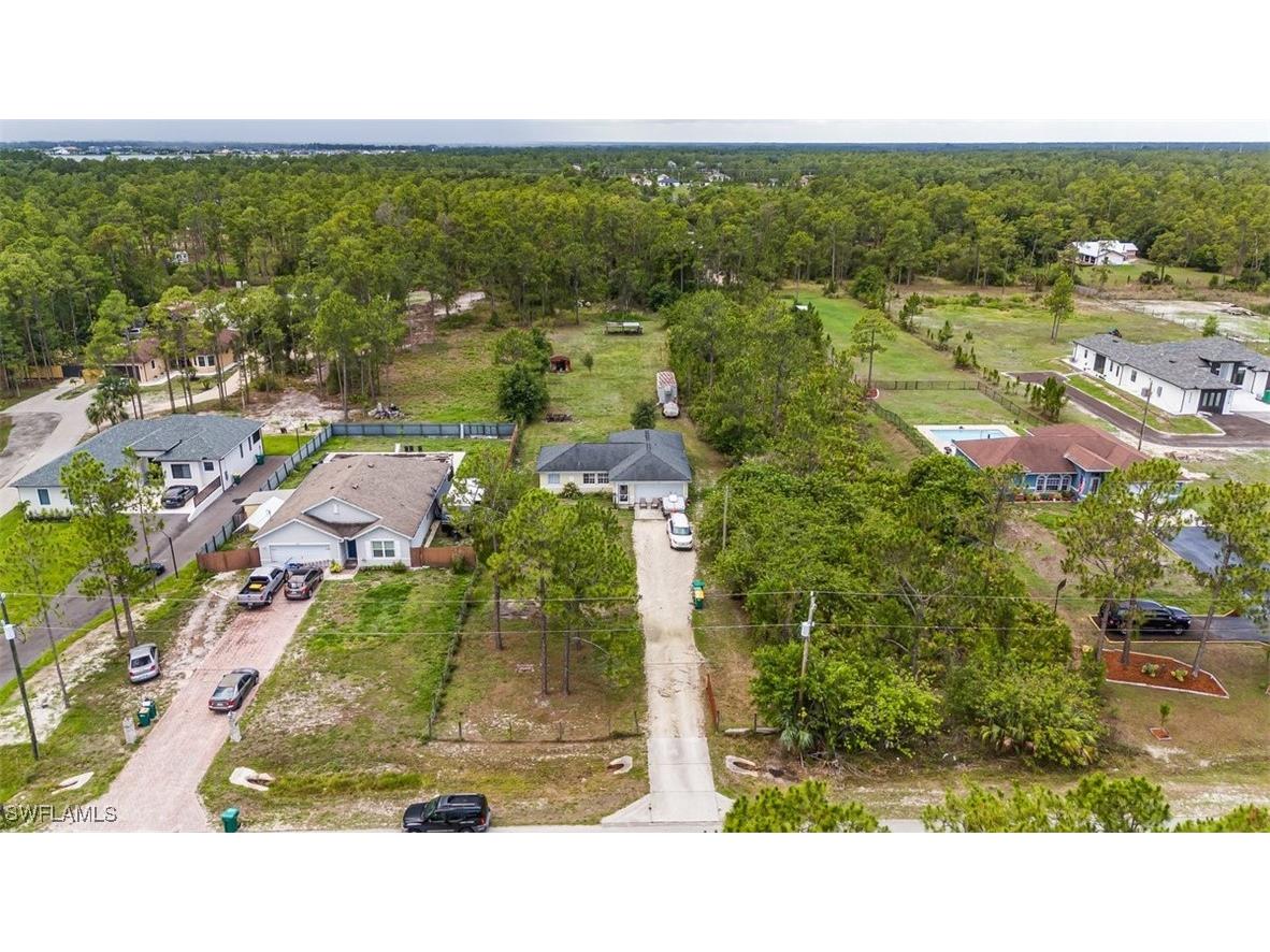 3660 47th Avenue NE Naples FL 34120 225051129 image1