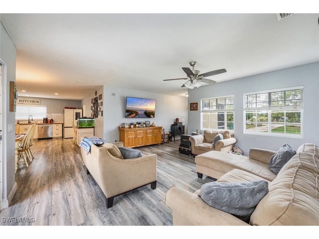 3660 47th Avenue NE Naples FL 34120 225051129 image11