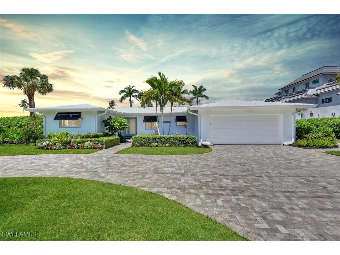 367 Mooring Line Drive Naples FL 34102 225034688 image1