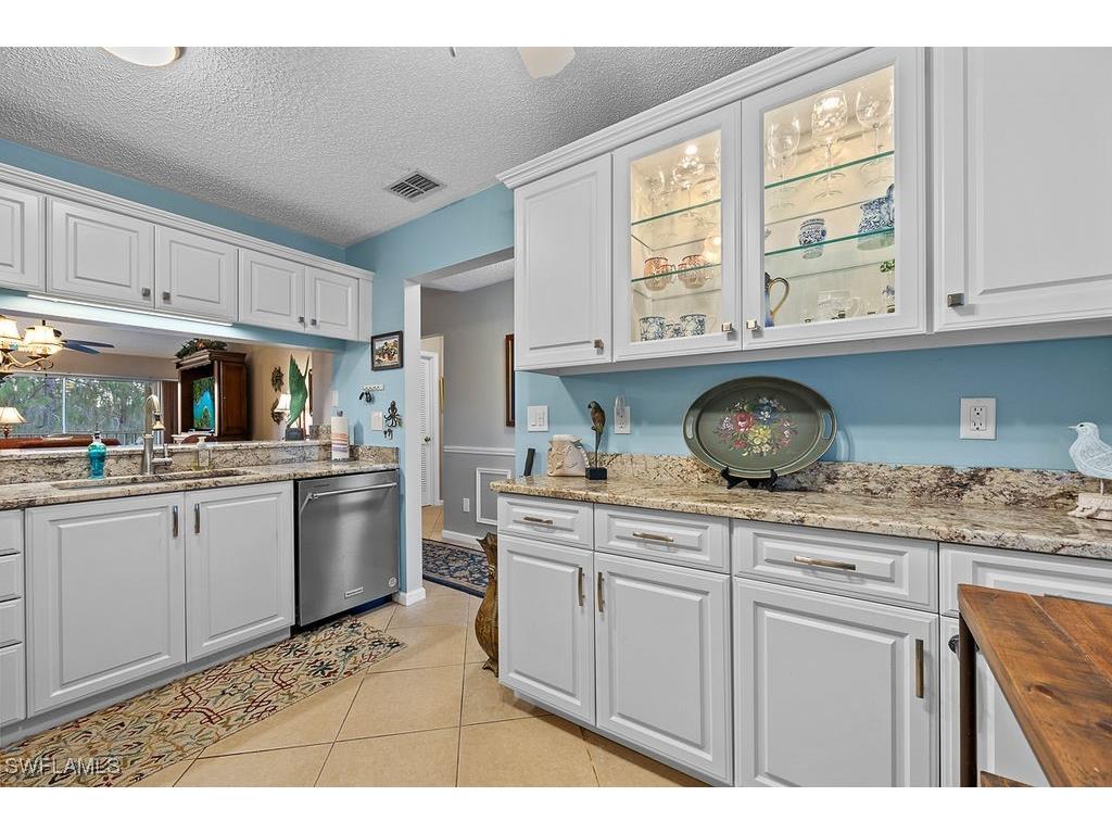 3685 Amberly Circle #D303 Naples FL 34112 224090991 image1