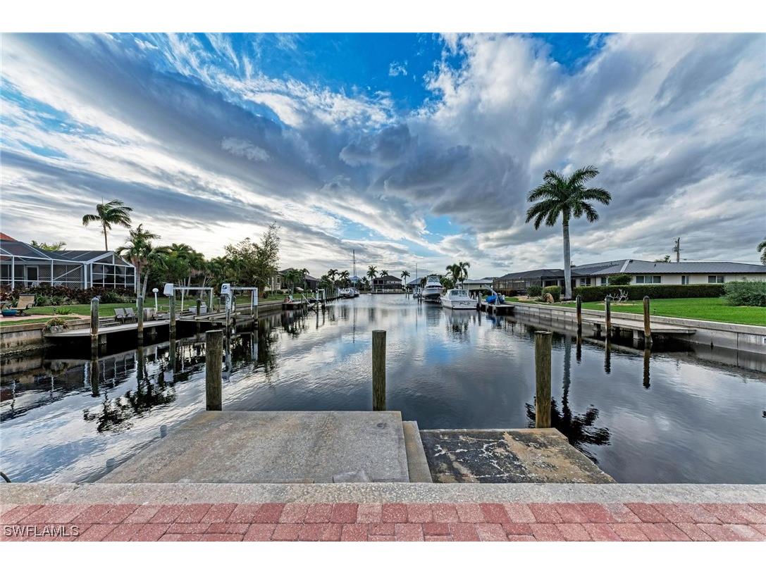 37 Hibiscus Drive, Punta Gorda, FL, 33950 MLS 224010758 Edina Realty