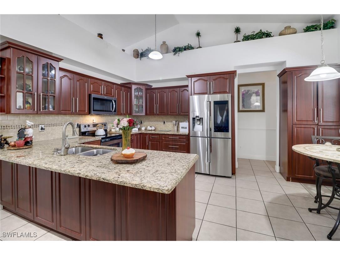 3711 4th Avenue SE Naples FL 34117 224066032 image14