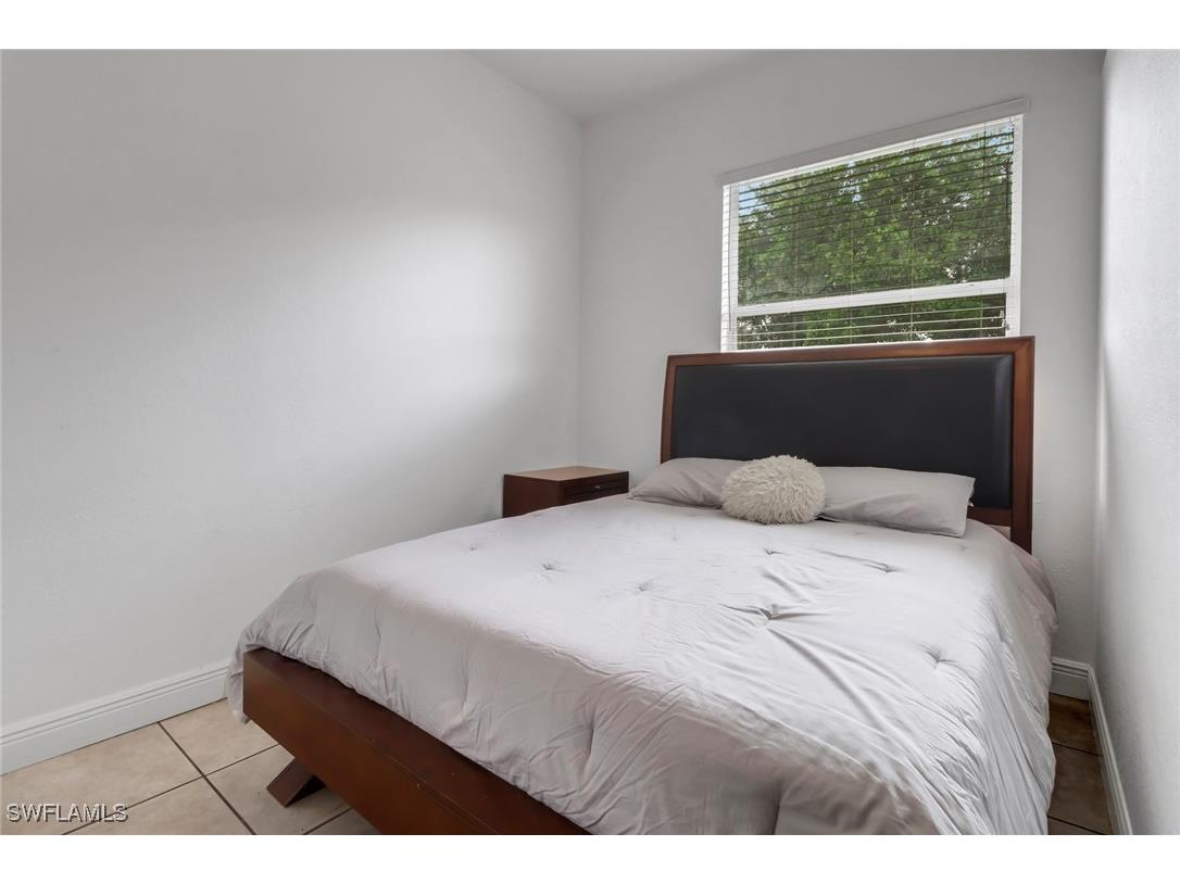 3711 4th Avenue SE Naples FL 34117 224066032 image28