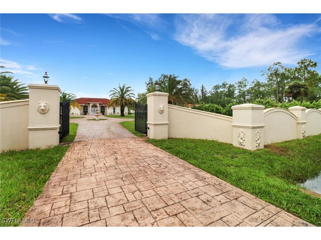 3711 4th Avenue SE Naples FL 34117 224066032 image5