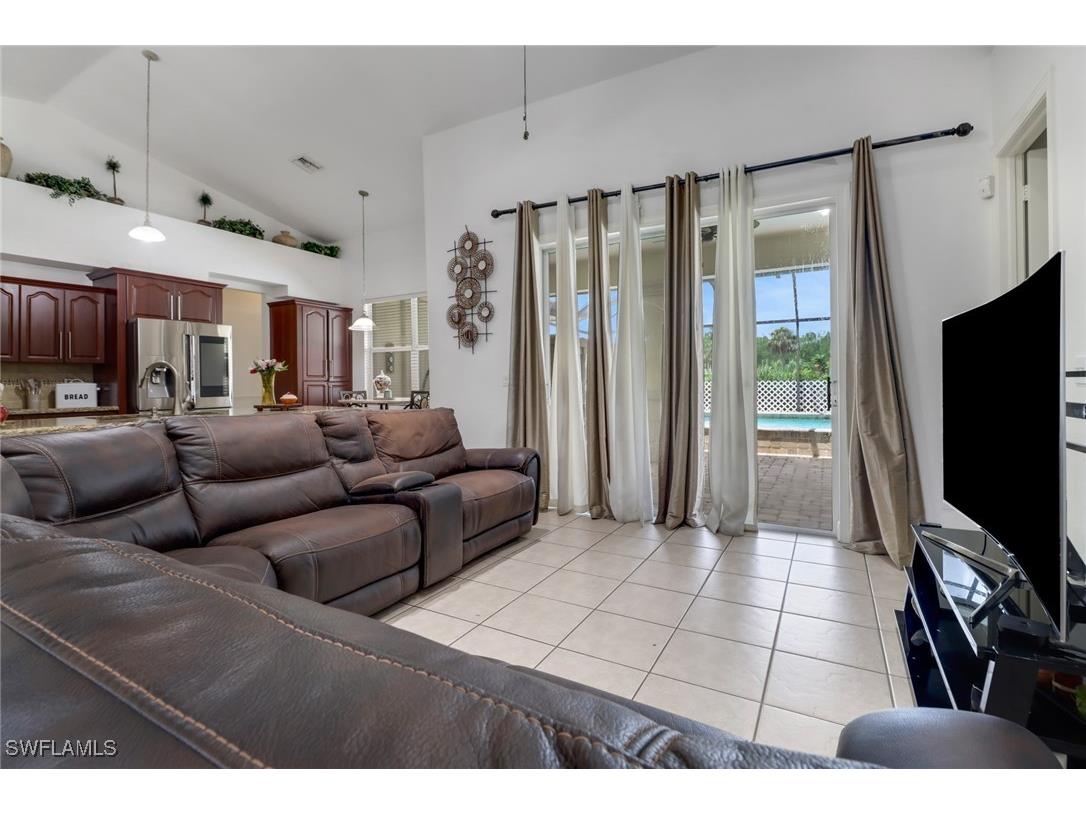 3711 4th Avenue SE Naples FL 34117 224066032 image9