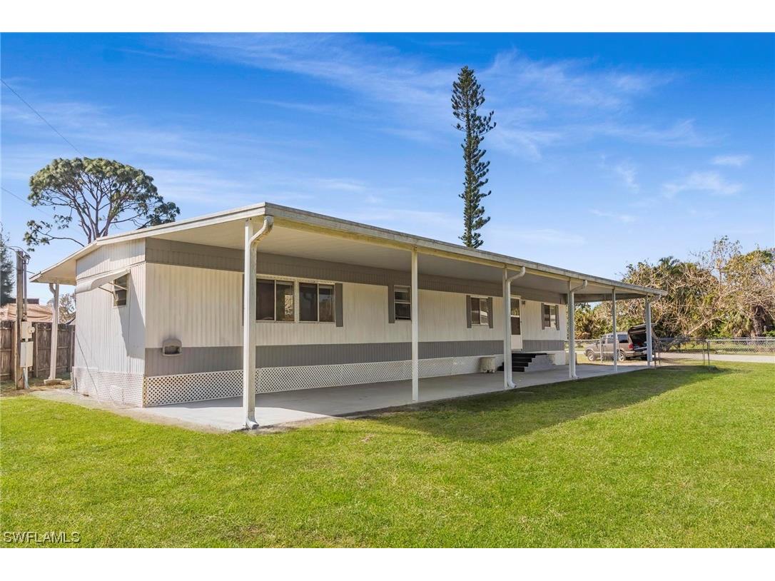 3713 Unique Circle Fort Myers FL 33908 224013751 image1