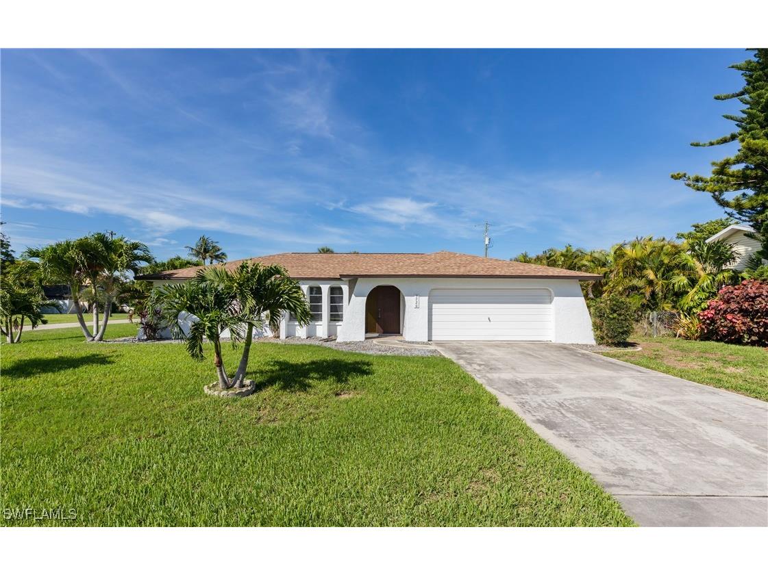 3720 SE 12th Place Cape Coral FL 33904 225055370 image1