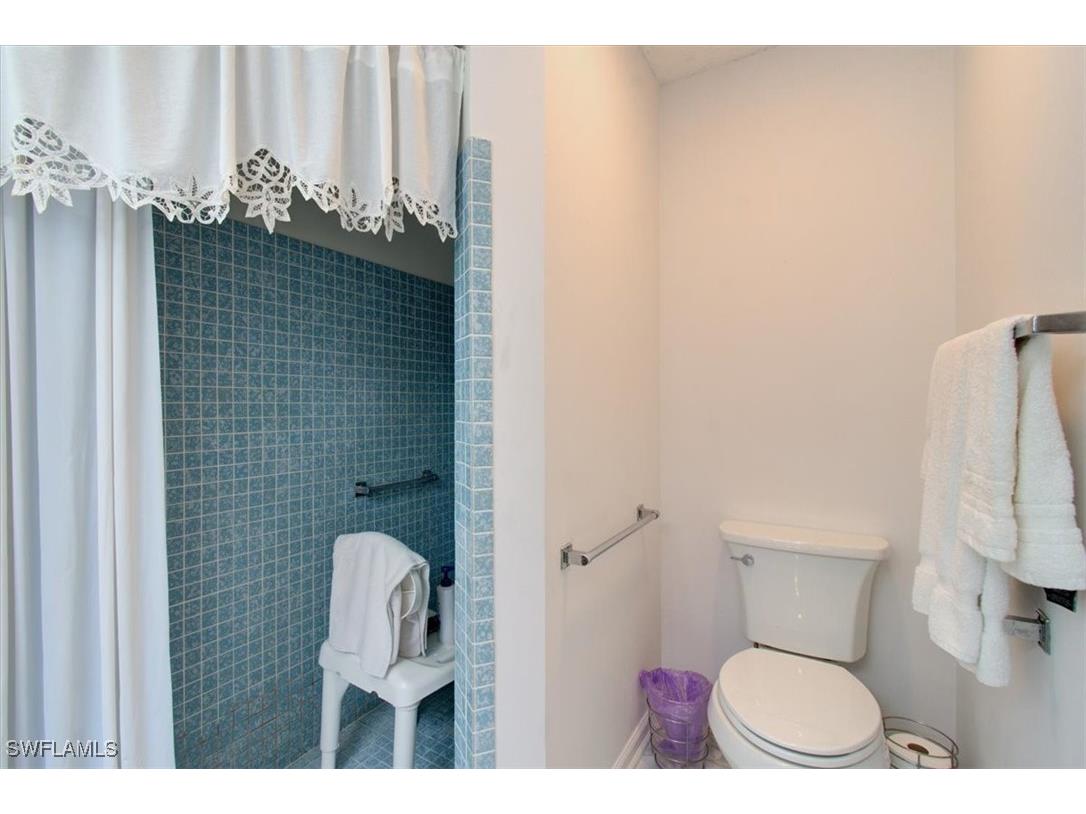 3724 Country Club Boulevard Cape Coral FL 33904 225016798 image19