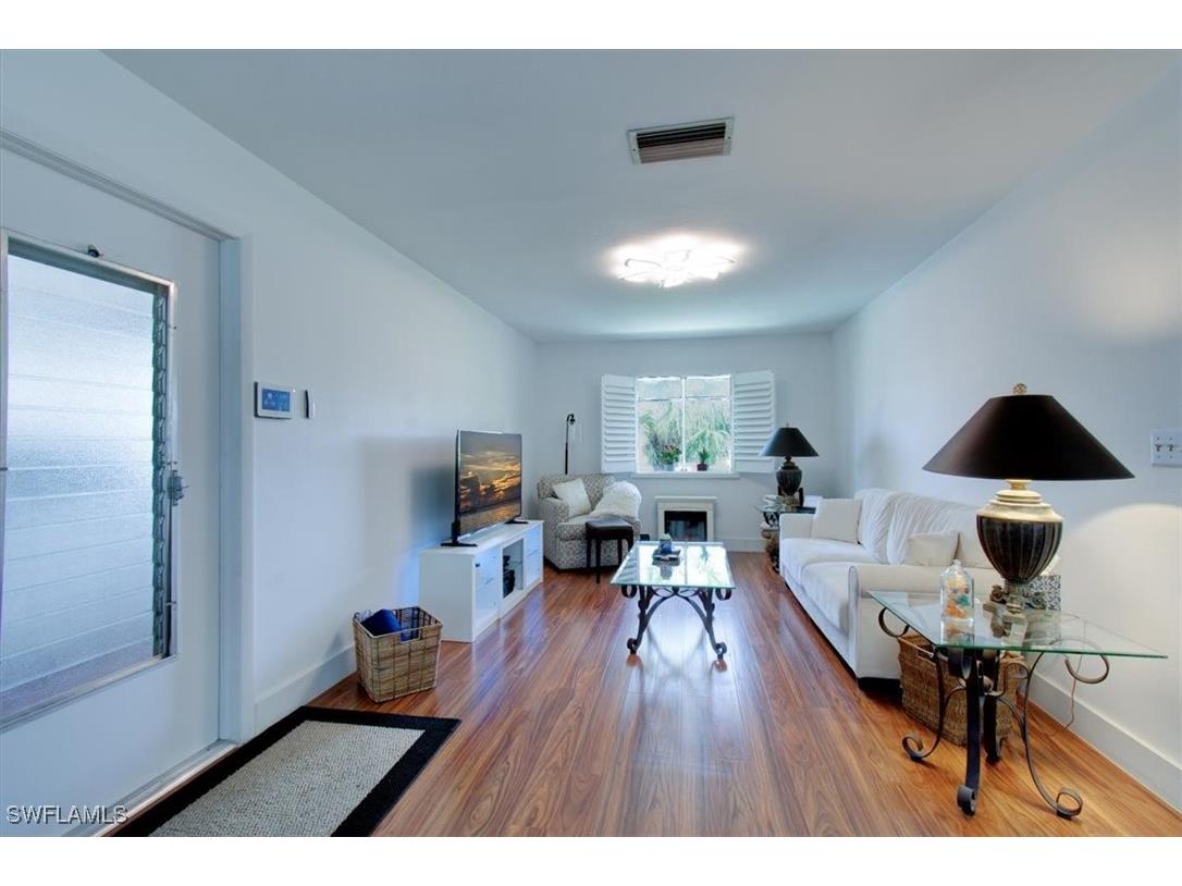 3724 Country Club Boulevard Cape Coral FL 33904 225016798 image26