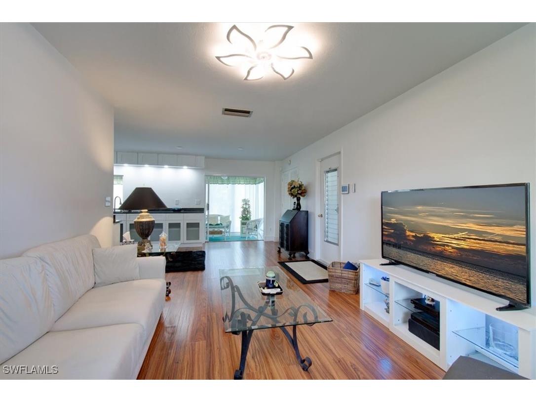 3724 Country Club Boulevard Cape Coral FL 33904 225016798 image27