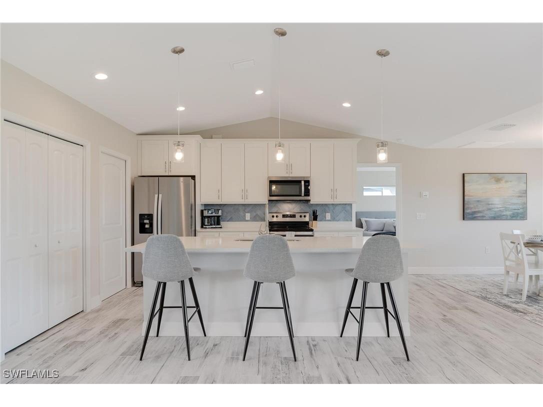 3728 Yucatan Parkway Cape Coral FL 33993 224077783 image30