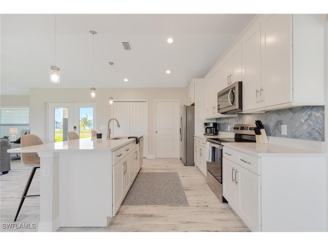 3728 Yucatan Parkway Cape Coral FL 33993 224077783 image33