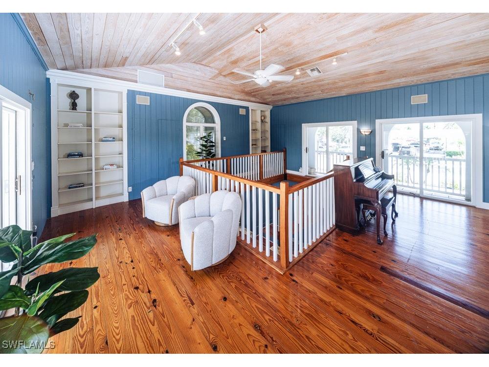 374 14th Avenue S Naples FL 34102 225049039 image8