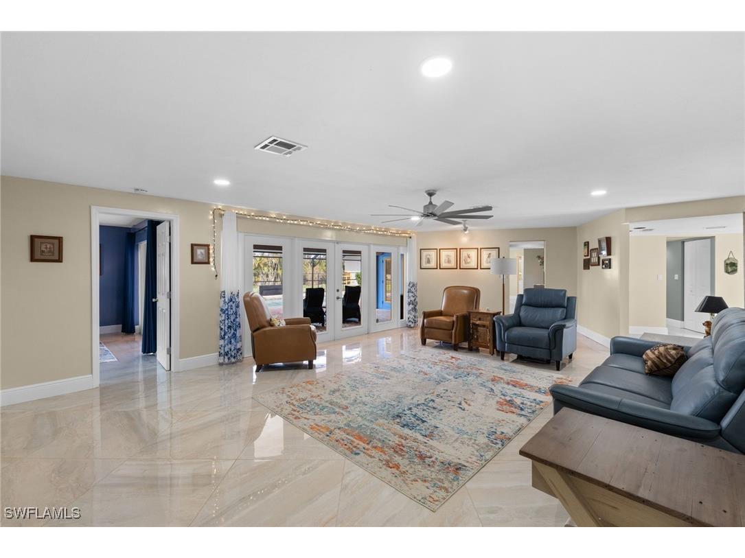 3743 Liberty Square Fort Myers FL 33908 225018905 image3