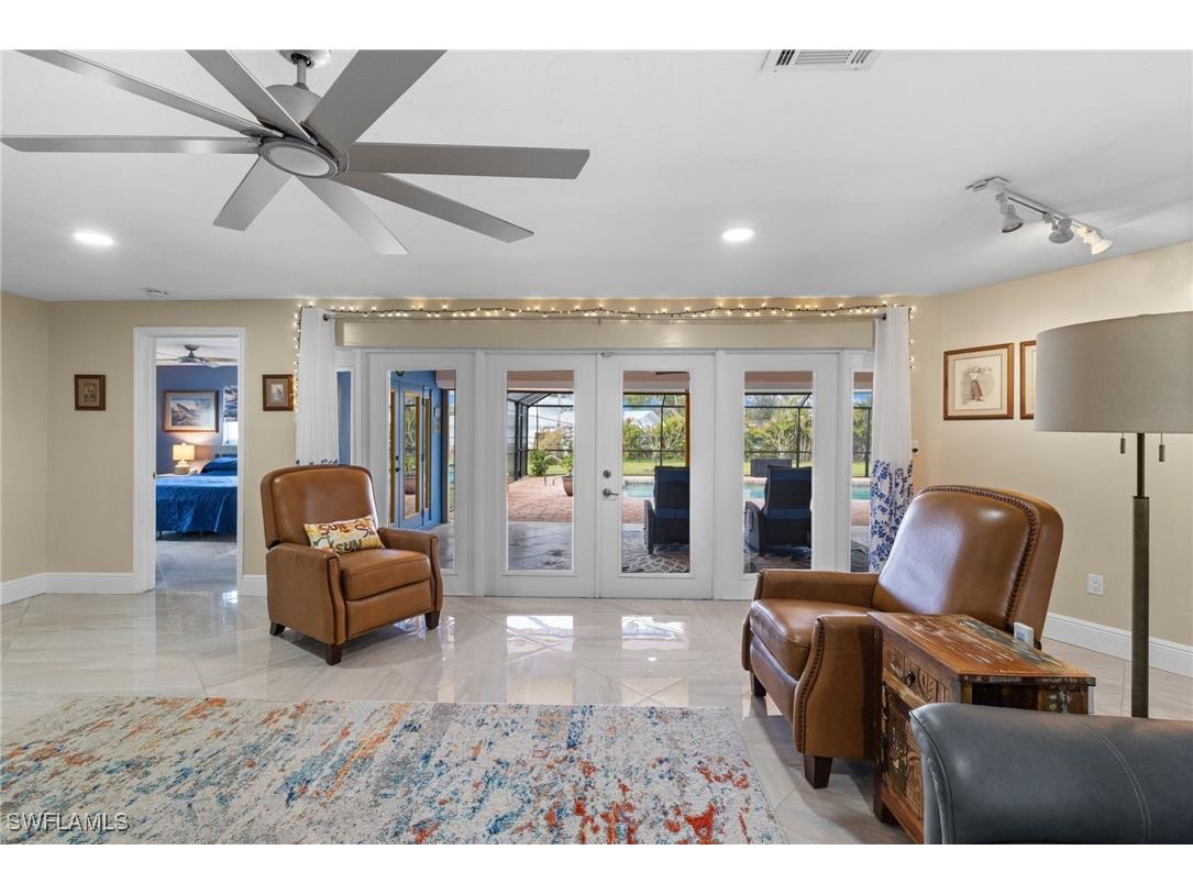 3743 Liberty Square Fort Myers FL 33908 225018905 image9