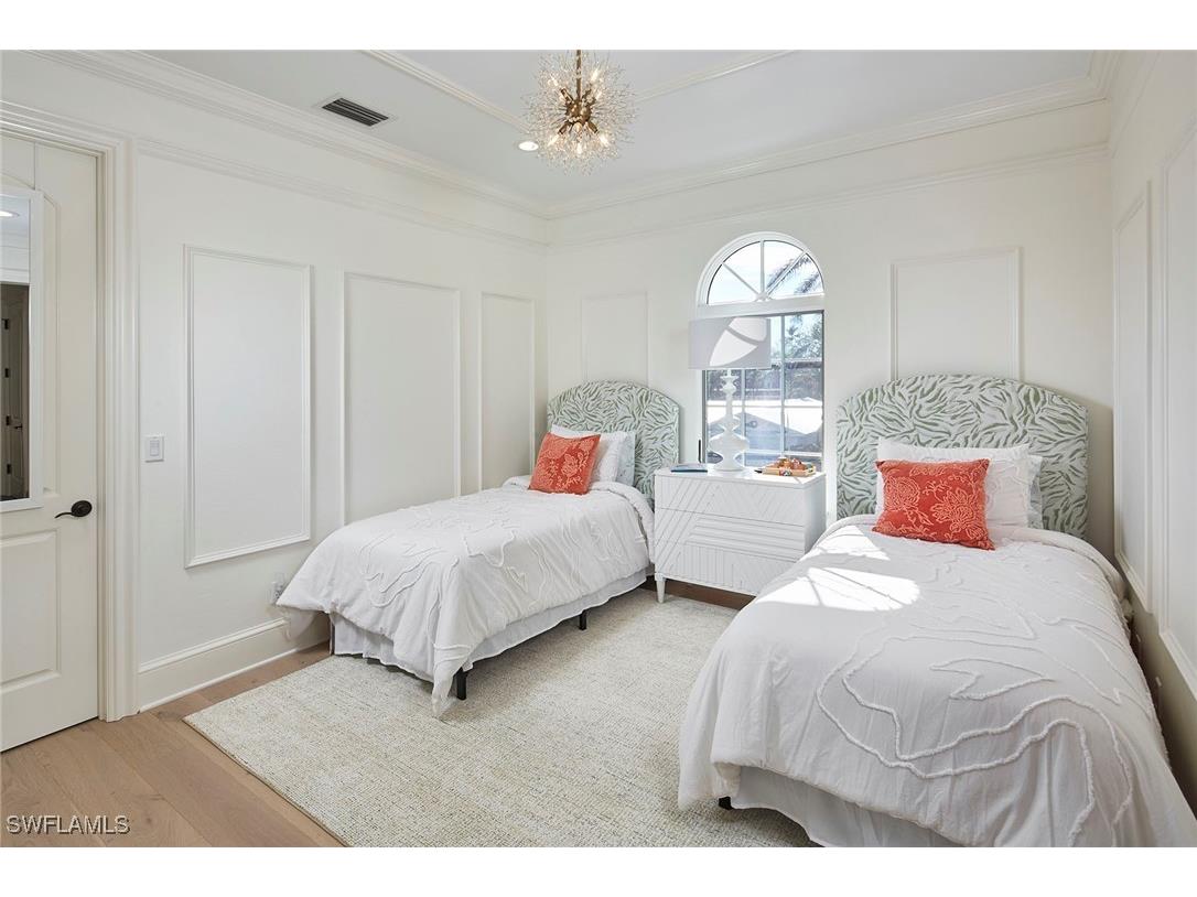 375 Wedge Drive Naples FL 34103 225049650 image22