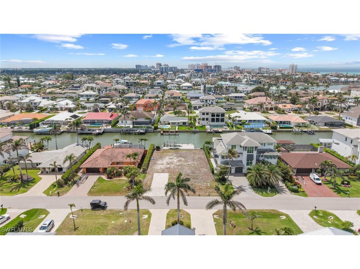 376 Heron Avenue Naples FL 34108 225034919 image4