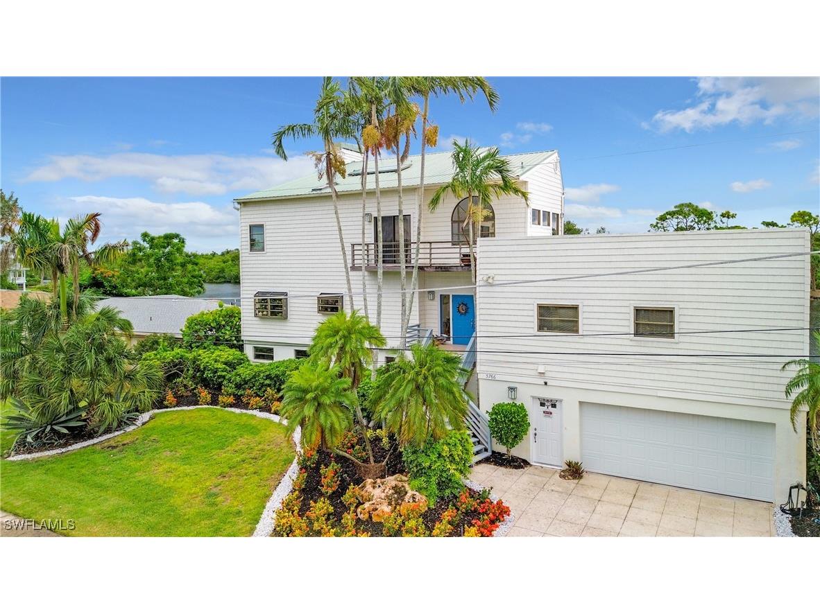 3766 Riviera Circle Bonita Springs FL 34134 225005797 image8