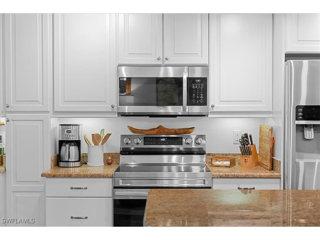 380 4th Avenue S #380 Naples FL 34102 225040876 image13