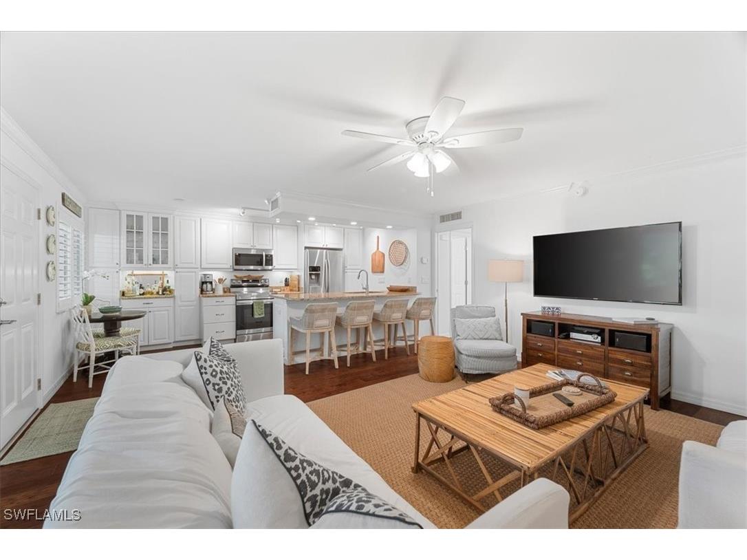 380 4th Avenue S #380 Naples FL 34102 225040876 image3