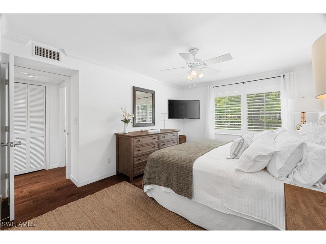 380 4th Avenue S #380 Naples FL 34102 225040876 image7