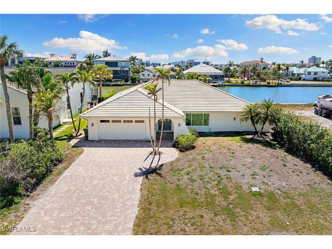 380 Conners Avenue Naples FL 34108 225026608 image1